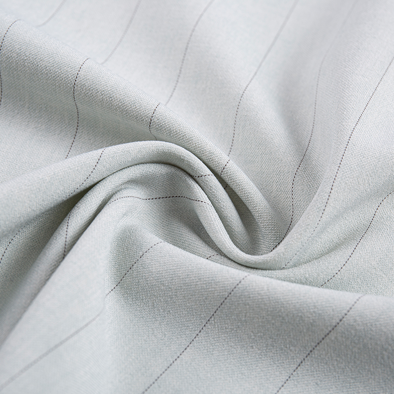 Leisure Silk Rayon Fabrik Putih Kekelabu Jalur Sempit